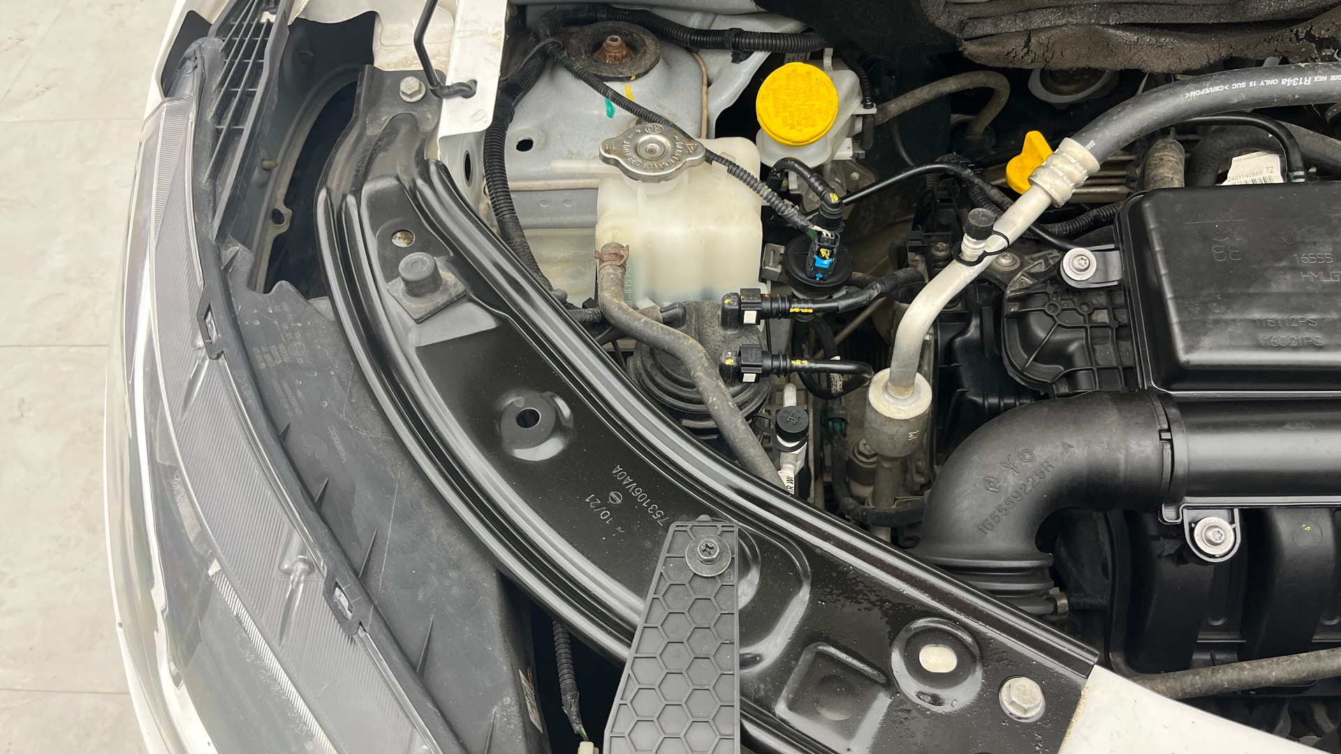 View 2021 Nissan Magnite XV Image 3 Used 2021 Nissan Magnite XV Image 3