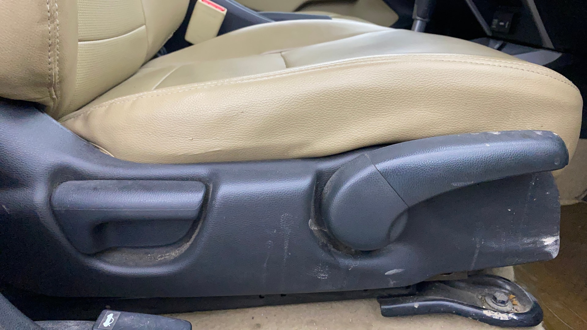 View 2019 Honda City ZX MT Diesel Anniversary Edition Image 11 Used 2019 Honda City ZX MT Diesel Anniversary Edition Image 11