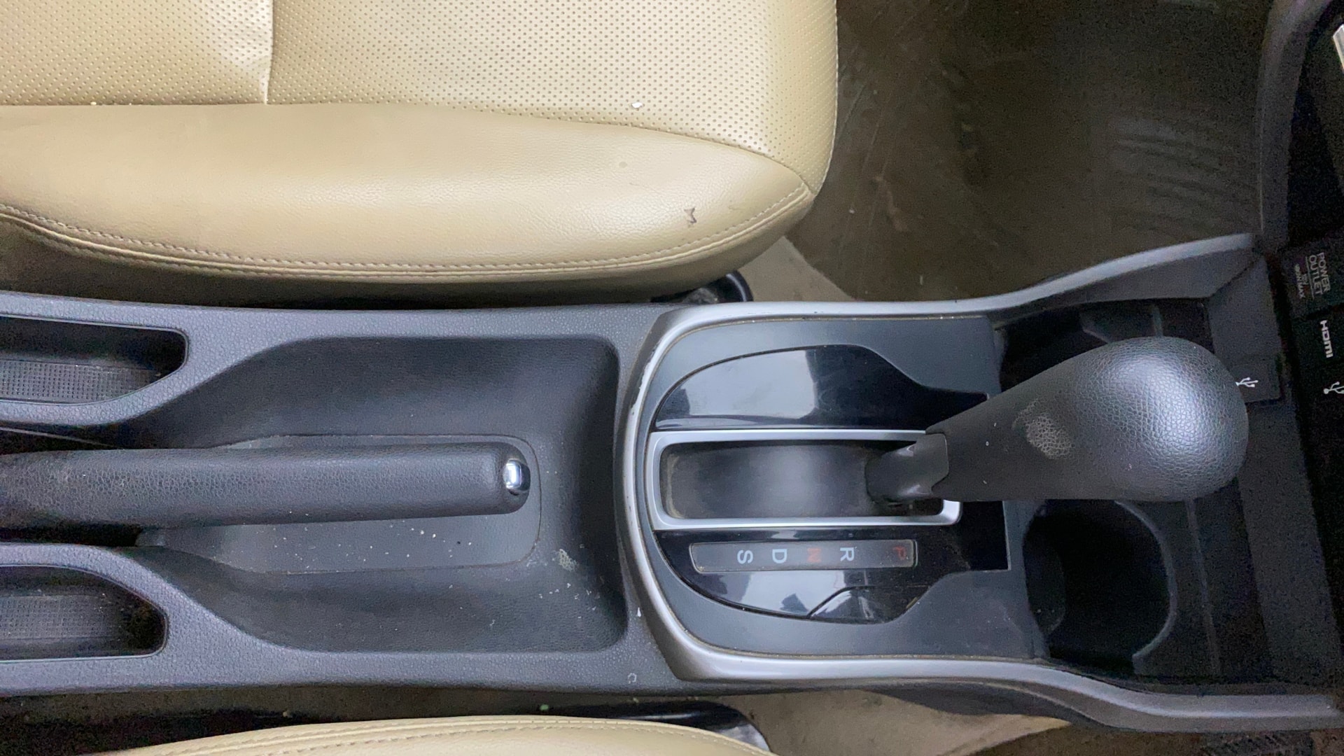View 2019 Honda City ZX MT Diesel Anniversary Edition Image 41 Used 2019 Honda City ZX MT Diesel Anniversary Edition Image 41