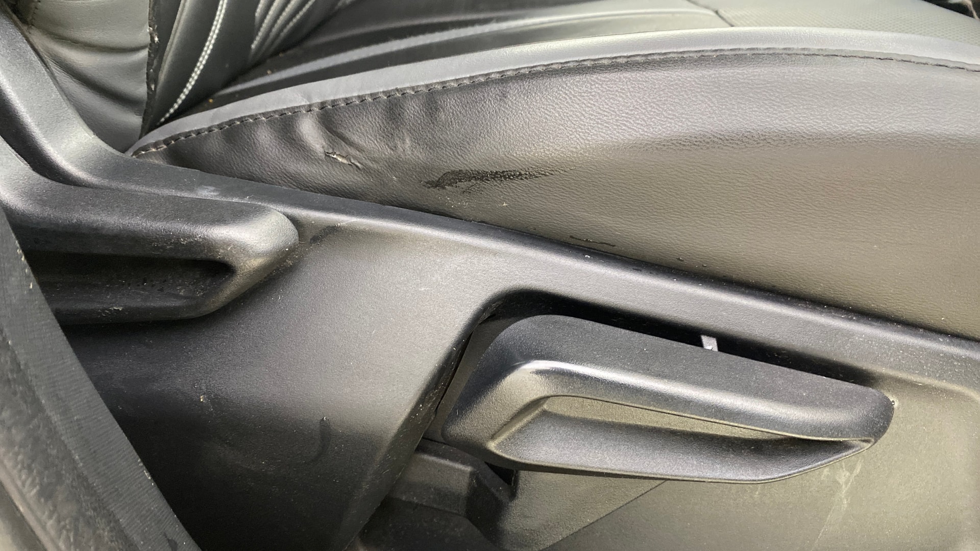 View 2025 Tata Nexon Revotron XE Image 19 Used 2025 Tata Nexon Revotron XE Image 19