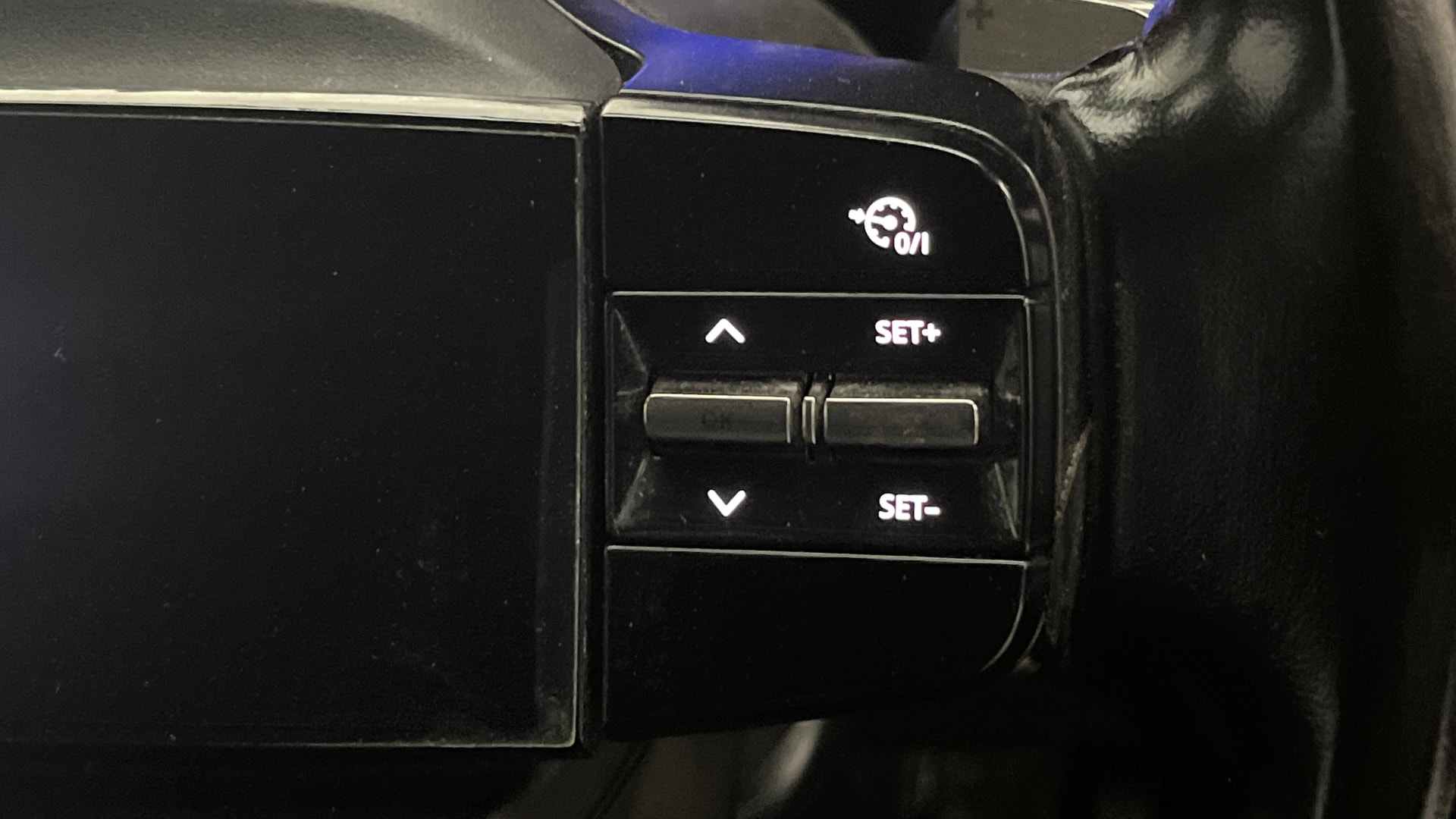 View 2023 Tata Nexon Revotron XE Image 3 Used 2023 Tata Nexon Revotron XE Image 3