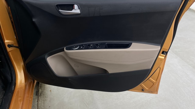 View Hyundai Grand i10 Image 33 Used Hyundai Grand i10 Image 33