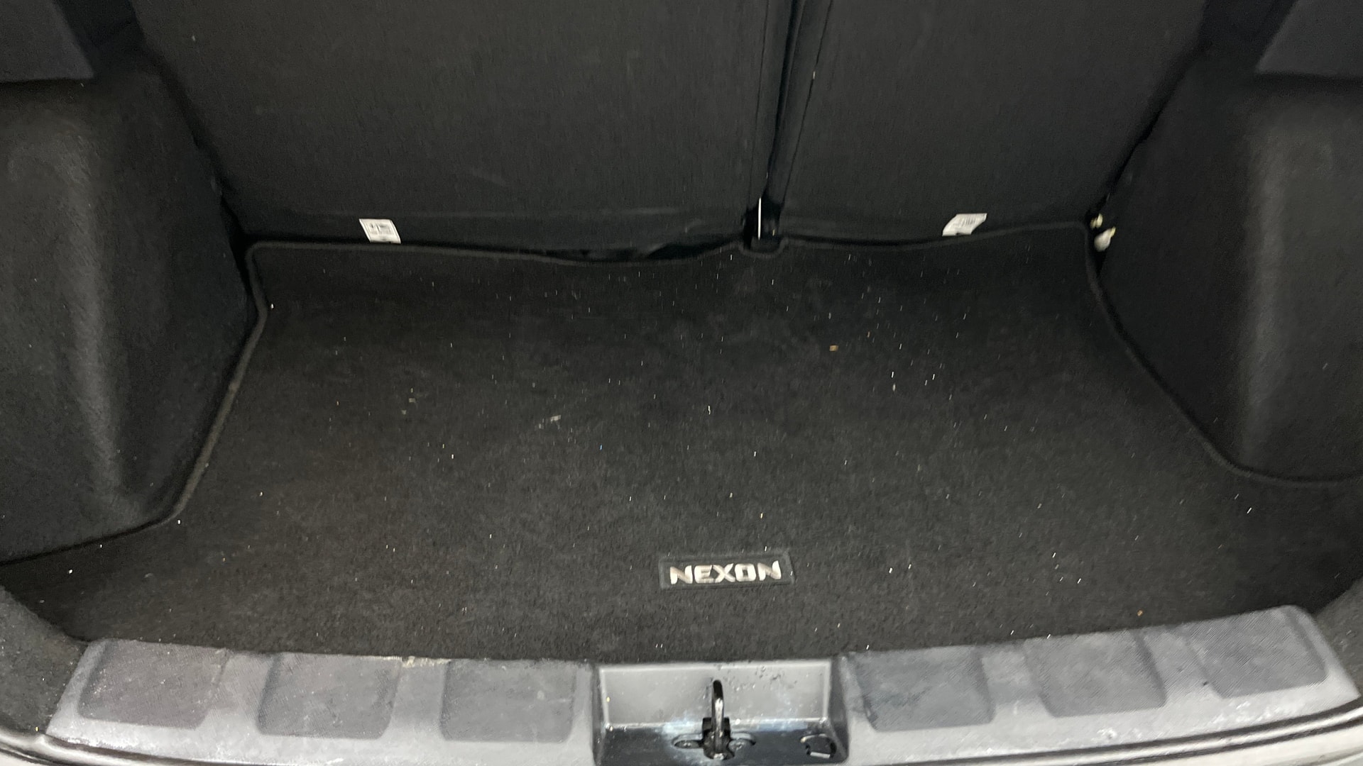 View 2022 Tata Nexon Revotron XE Image 7 Used 2022 Tata Nexon Revotron XE Image 7