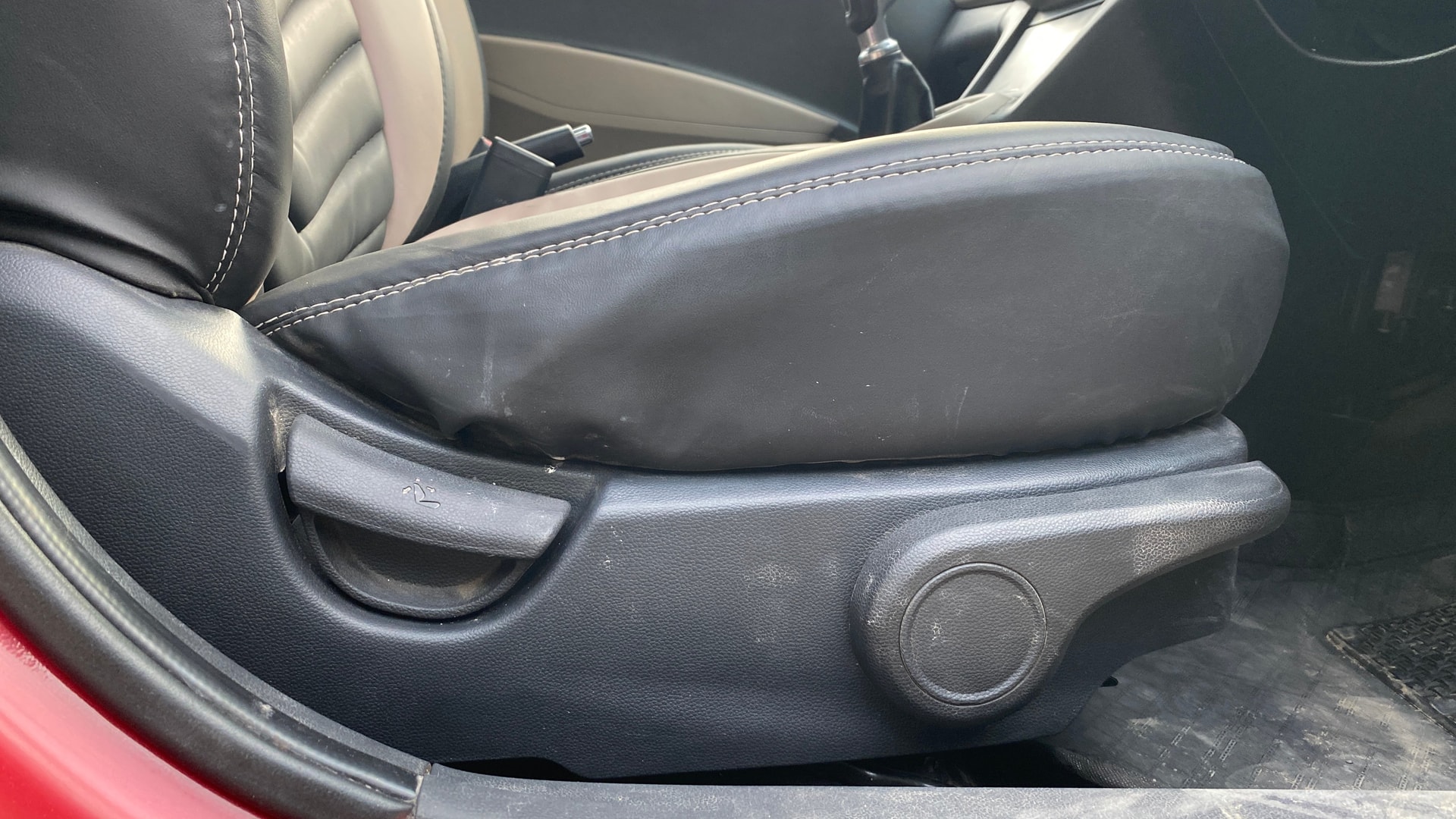 View 2015 Hyundai Xcent S Diesel Image 19 Used 2015 Hyundai Xcent S Diesel Image 19