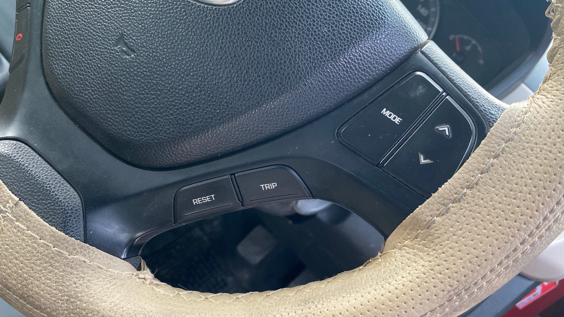 View 2015 Hyundai Xcent S Diesel Image 3 Used 2015 Hyundai Xcent S Diesel Image 3