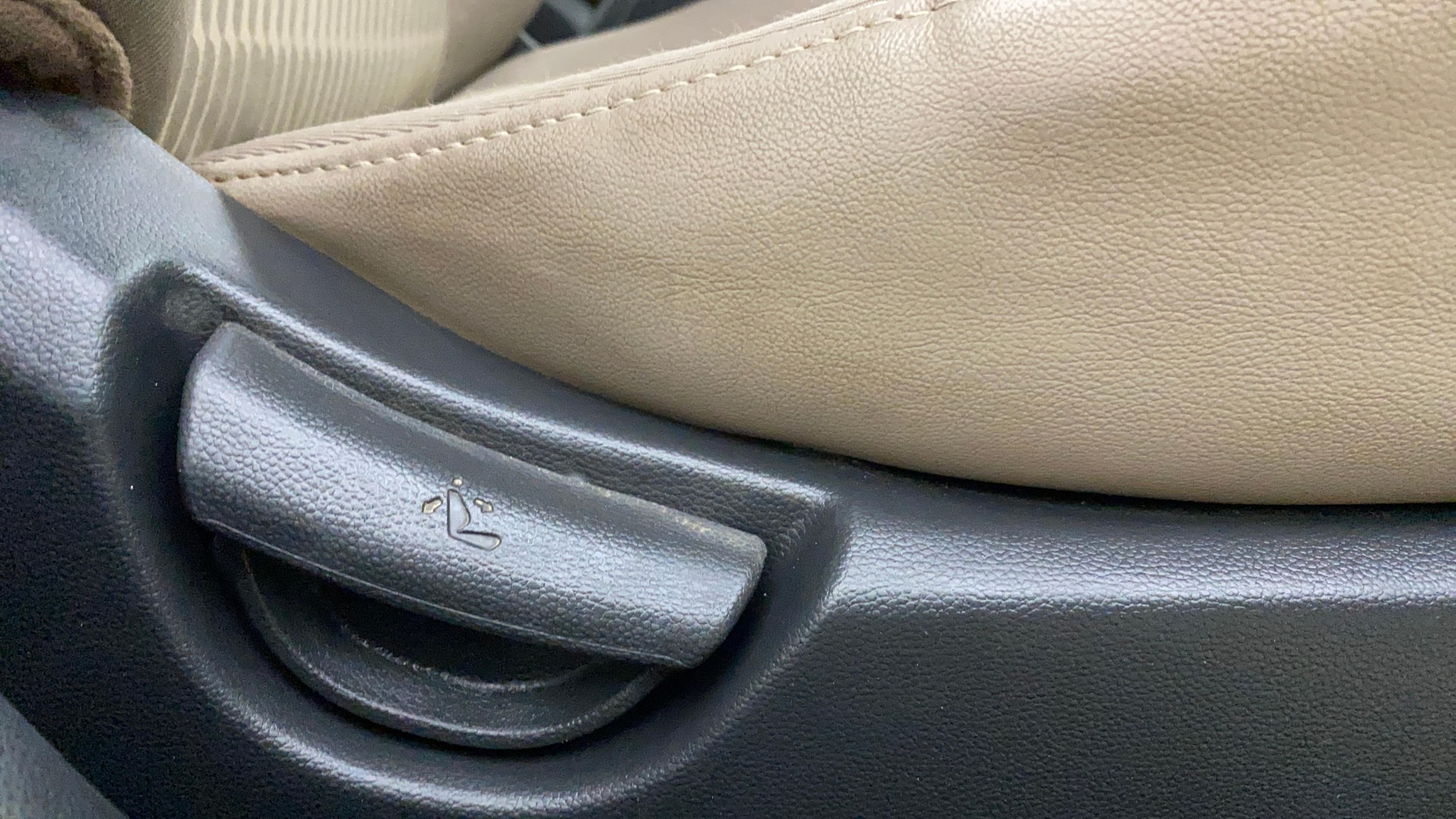 View 2017 Hyundai Xcent E Petrol Image 18 Used 2017 Hyundai Xcent E Petrol Image 18