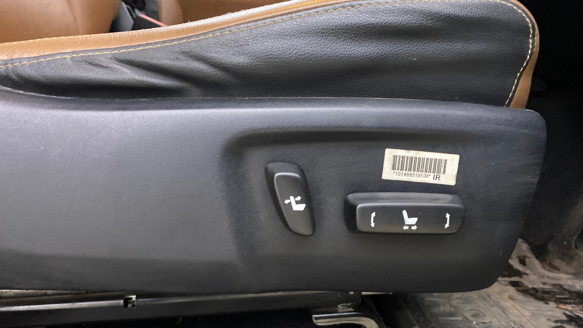 View 2018 Toyota Innova Crysta 2.8 ZX AT 7-Seater Image 20 Used 2018 Toyota Innova Crysta 2.8 ZX AT 7-Seater Image 20