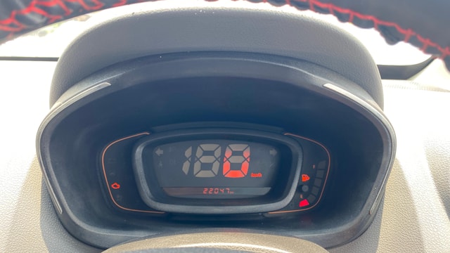 View Renault Kwid Image 34 Used Renault Kwid Image 34