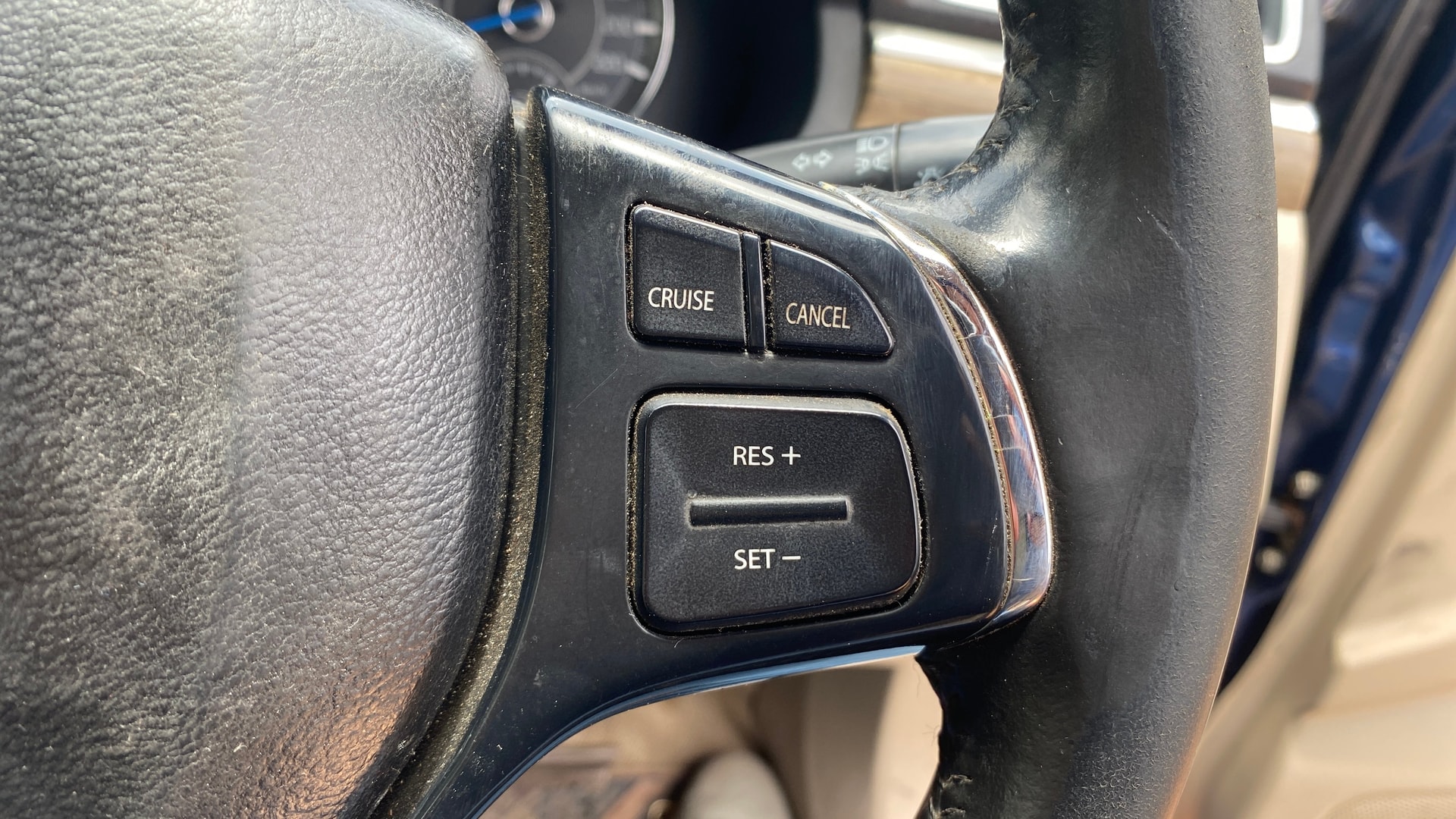 View 2022 Maruti Suzuki 1000 Base Variant Image 3 Used 2022 Maruti Suzuki 1000 Base Variant Image 3