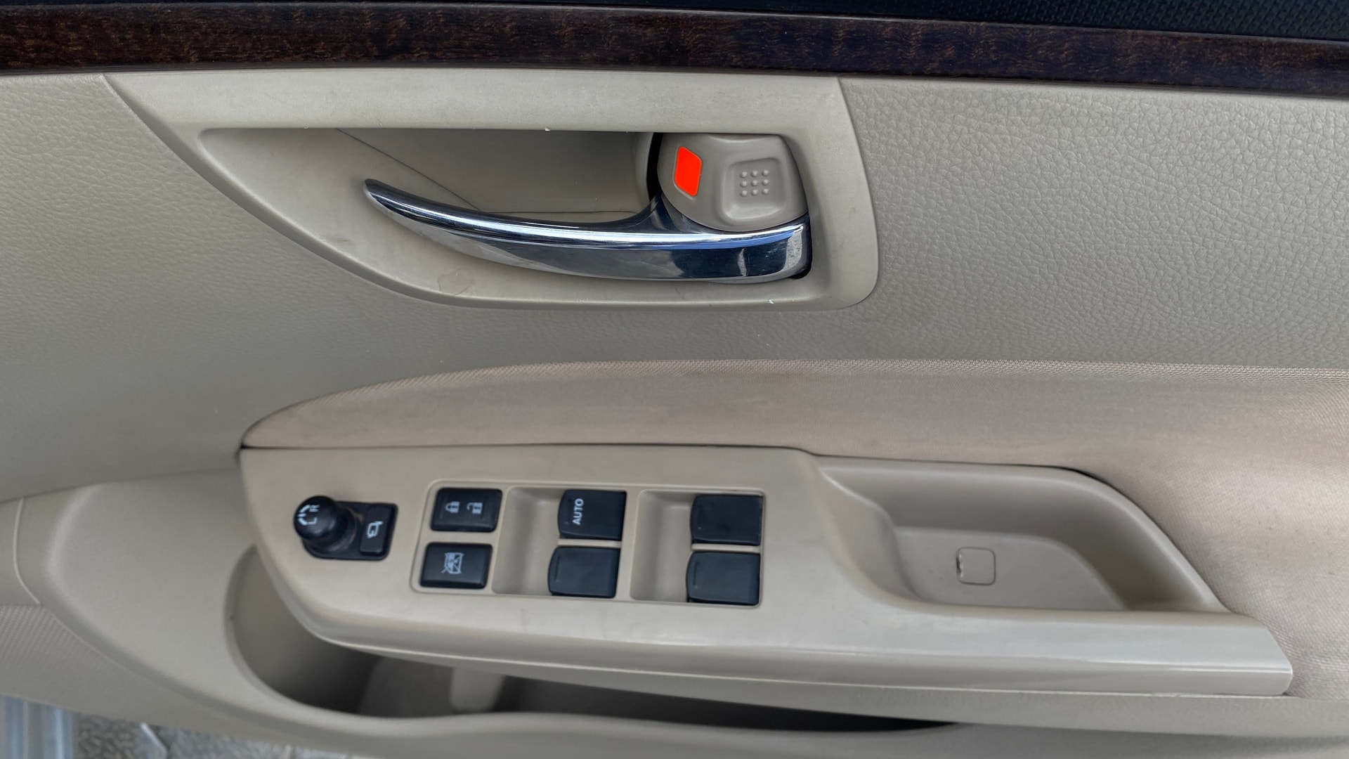 View 2015 Maruti Suzuki 1000 Base Variant Image 32 Used 2015 Maruti Suzuki 1000 Base Variant Image 32