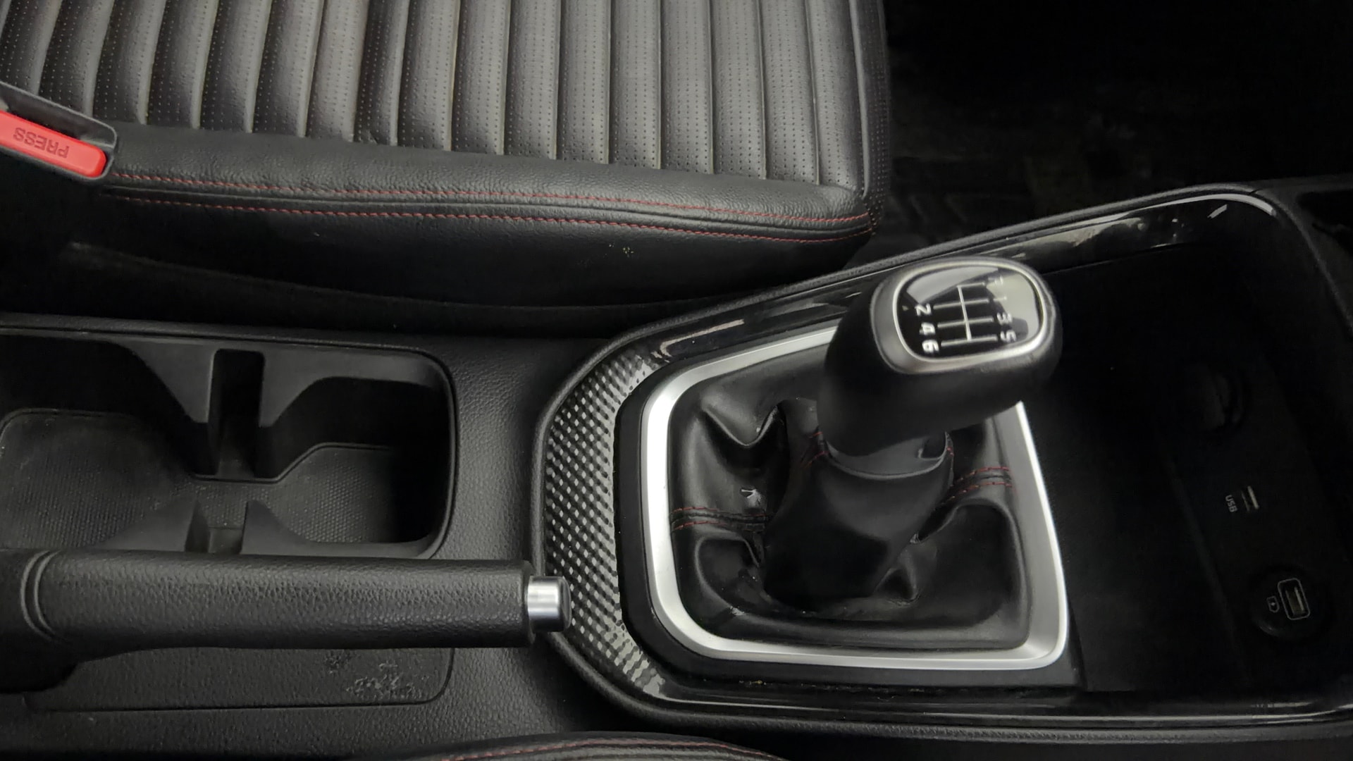 View 2021 Kia Sonet GTX Plus iMT Petrol Image 41 Used 2021 Kia Sonet GTX Plus iMT Petrol Image 41