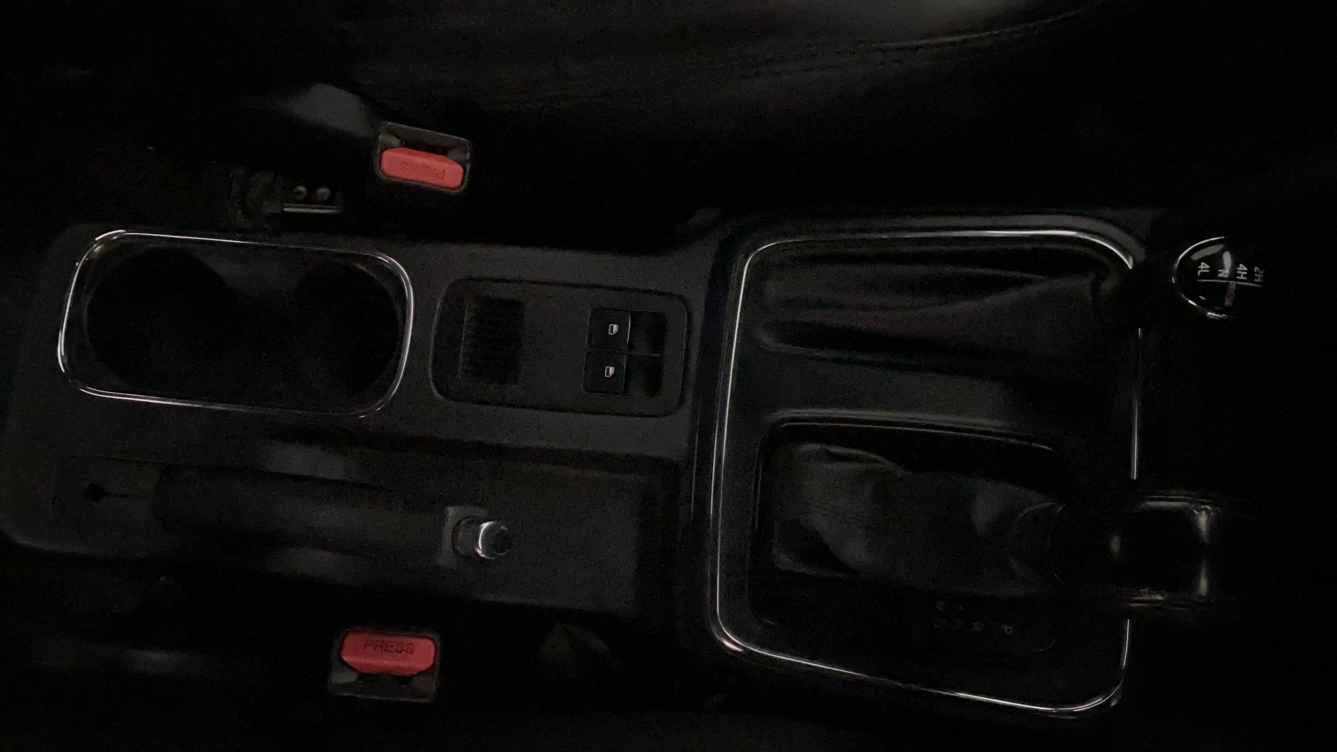 View 2021 Mahindra Thar AX Standard Manual Soft Top 6 Seater Image 40 Used 2021 Mahindra Thar AX Standard Manual Soft Top 6 Seater Image 40