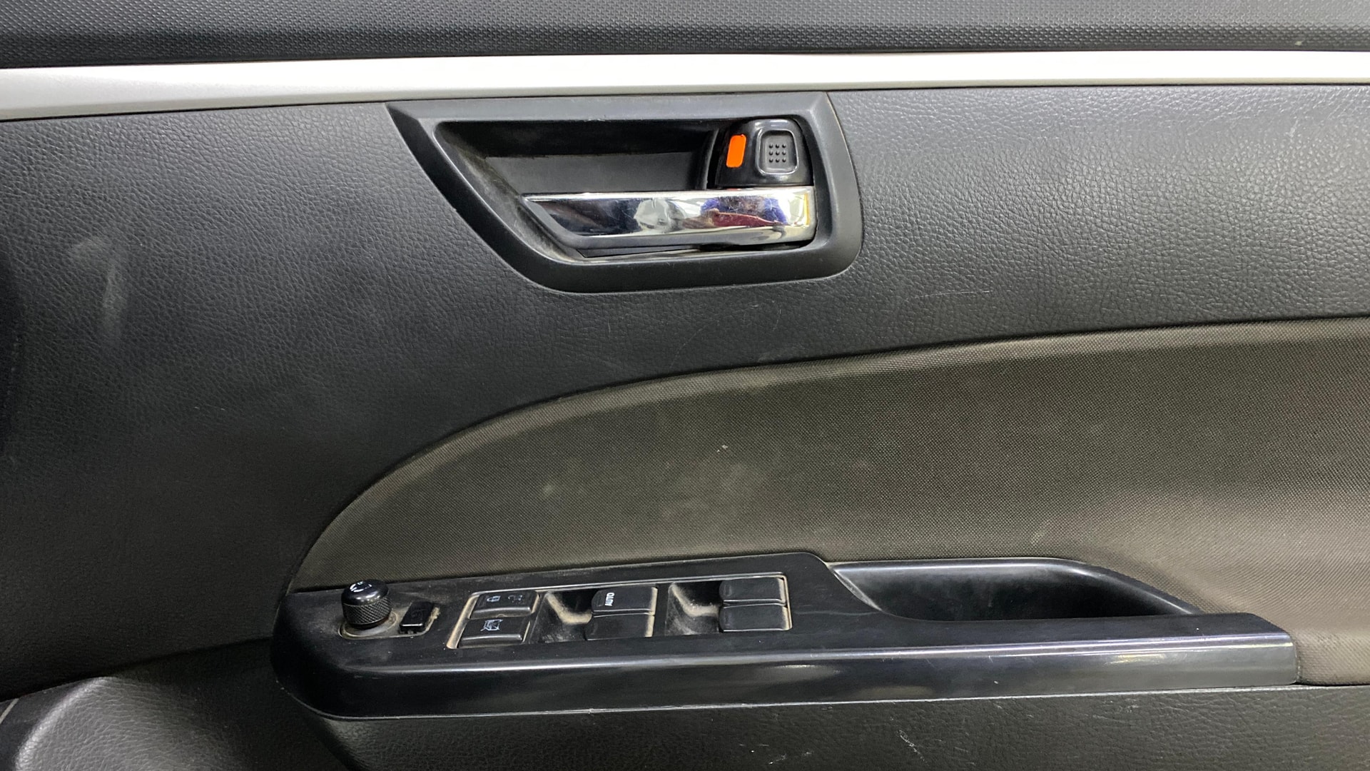 View 2017 Maruti Suzuki 1000 Base Variant Image 32 Used 2017 Maruti Suzuki 1000 Base Variant Image 32