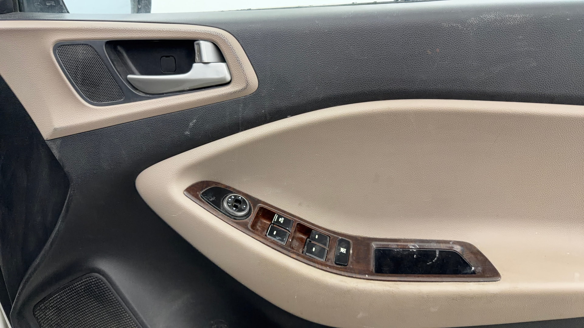 View 2015 Hyundai Elite i20 Magna 1.2 Image 32 Used 2015 Hyundai Elite i20 Magna 1.2 Image 32