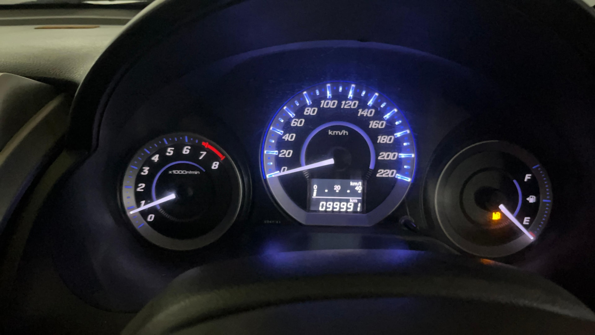 View 2012 Honda City ZX MT Diesel Anniversary Edition Image 33 Used 2012 Honda City ZX MT Diesel Anniversary Edition Image 33