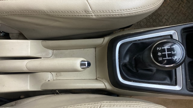 View Maruti Suzuki 1000 Image 37 Used Maruti Suzuki 1000 Image 37