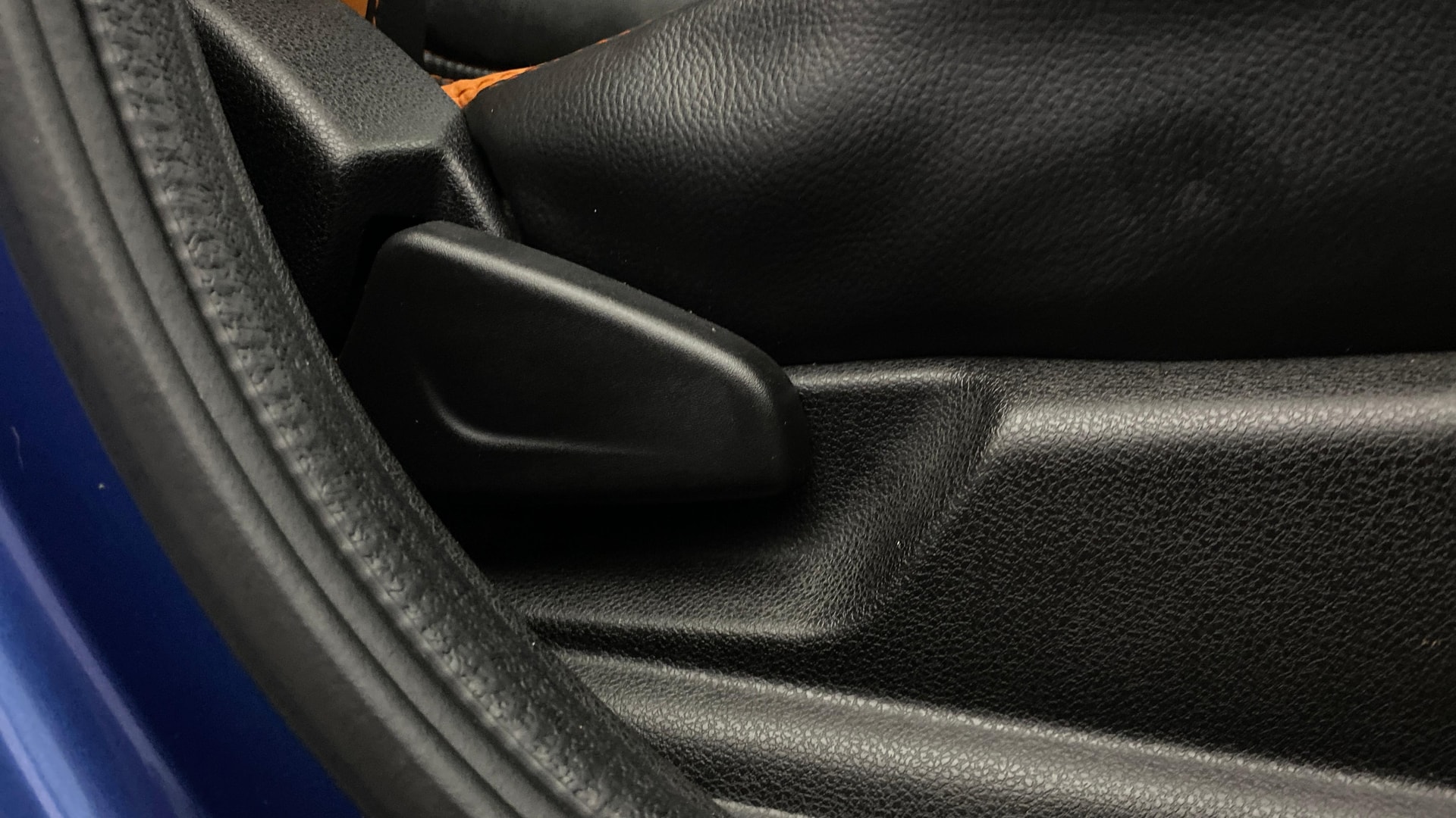 View 2018 Renault Kwid RXT 1.0 Driver Airbag Option Image 18 Used 2018 Renault Kwid RXT 1.0 Driver Airbag Option Image 18