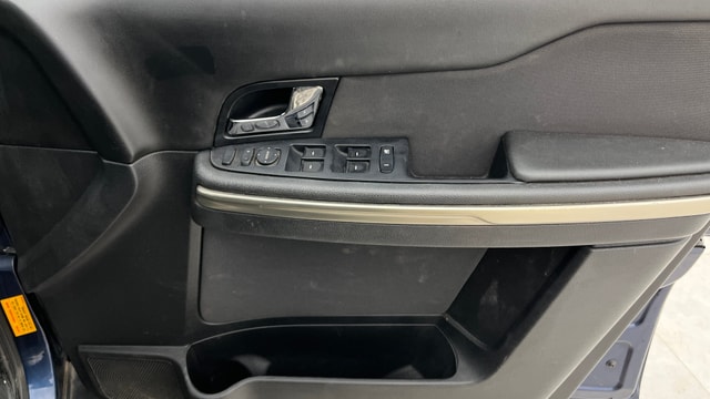 View Tata Hexa Image 34 Used Tata Hexa Image 34