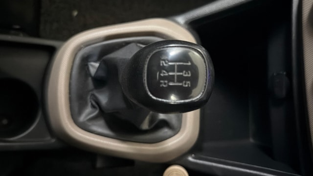 View Hyundai Grand i10 Image 37 Used Hyundai Grand i10 Image 37