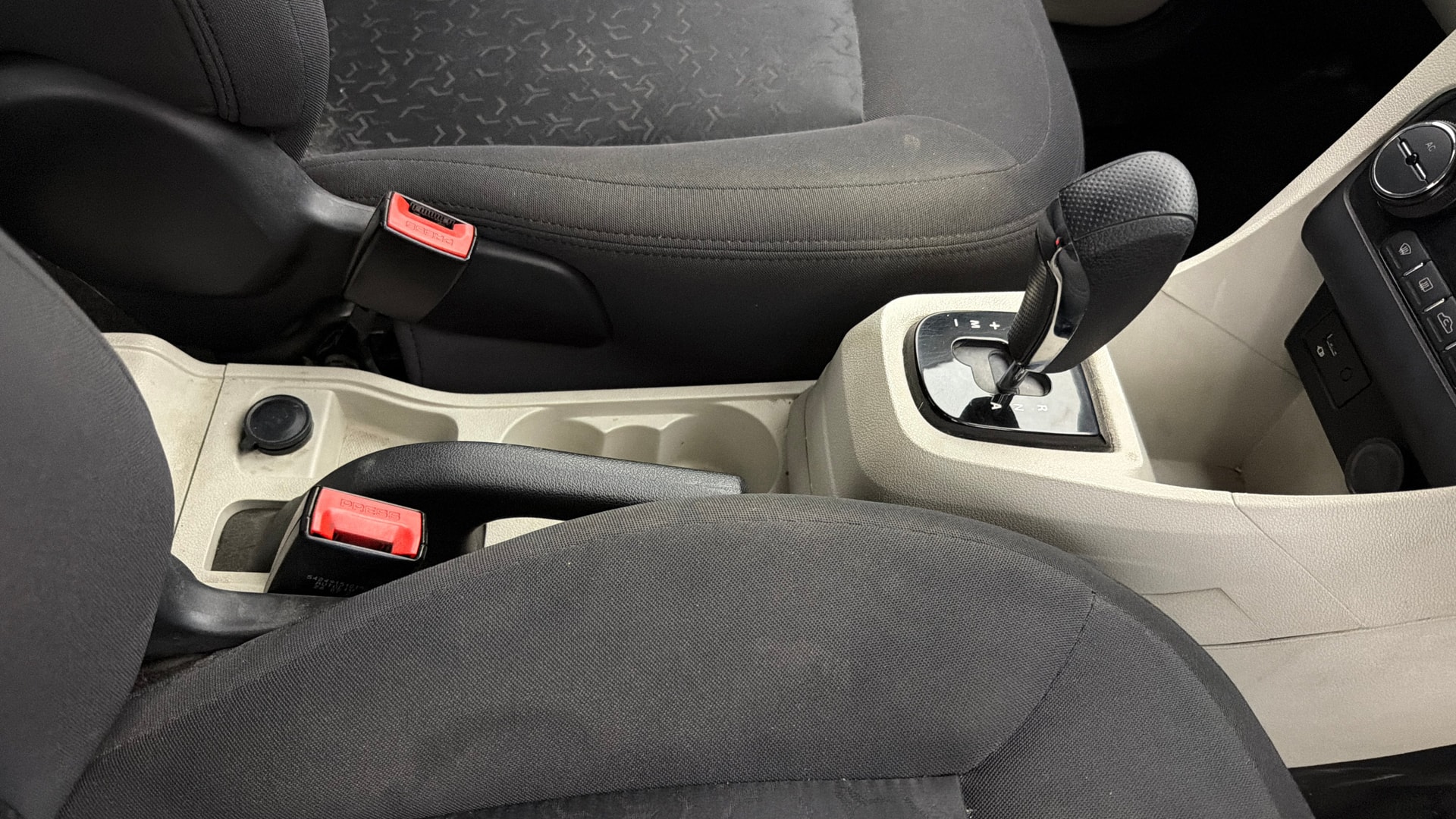 View 2023 Tata Tigor XE Diesel Image 40 Used 2023 Tata Tigor XE Diesel Image 40