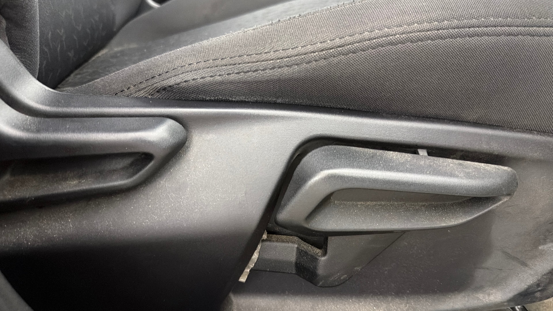 View 2023 Tata Tigor XE Diesel Image 10 Used 2023 Tata Tigor XE Diesel Image 10