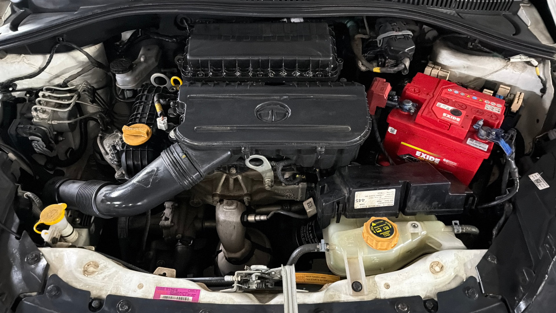 View 2023 Tata Tigor XE Diesel Image 43 Used 2023 Tata Tigor XE Diesel Image 43