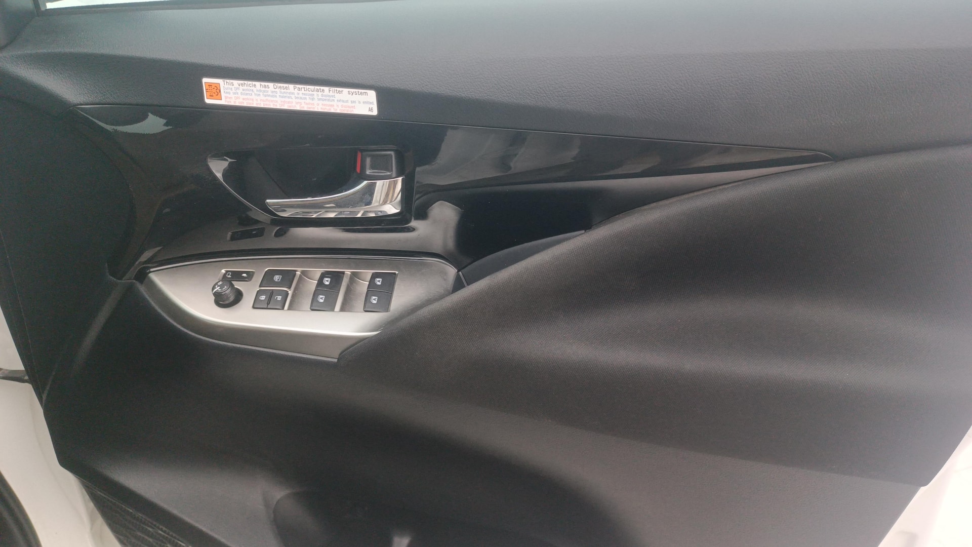 Used 2025 Toyota Innova Crysta Used 2025 Toyota Innova Crysta