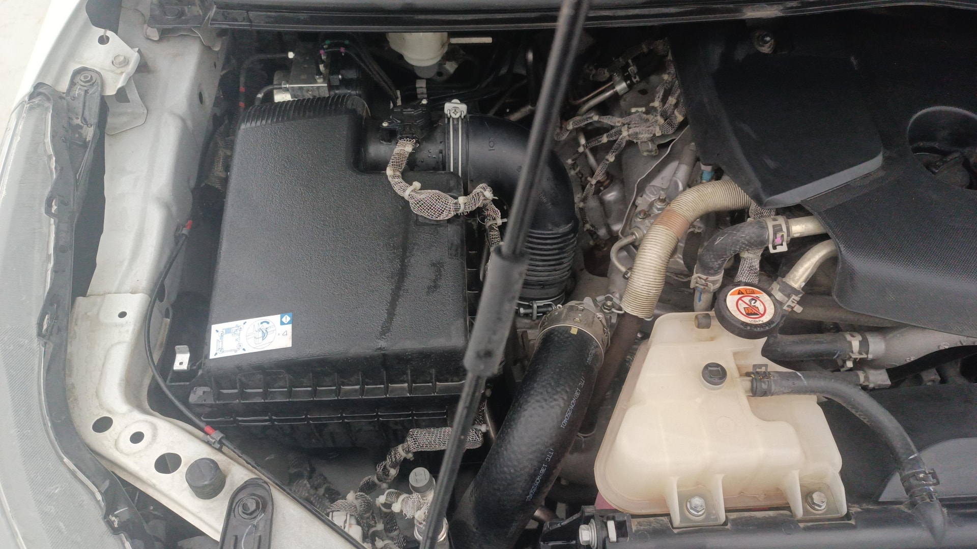 Used 2025 Toyota Innova Crysta Used 2025 Toyota Innova Crysta