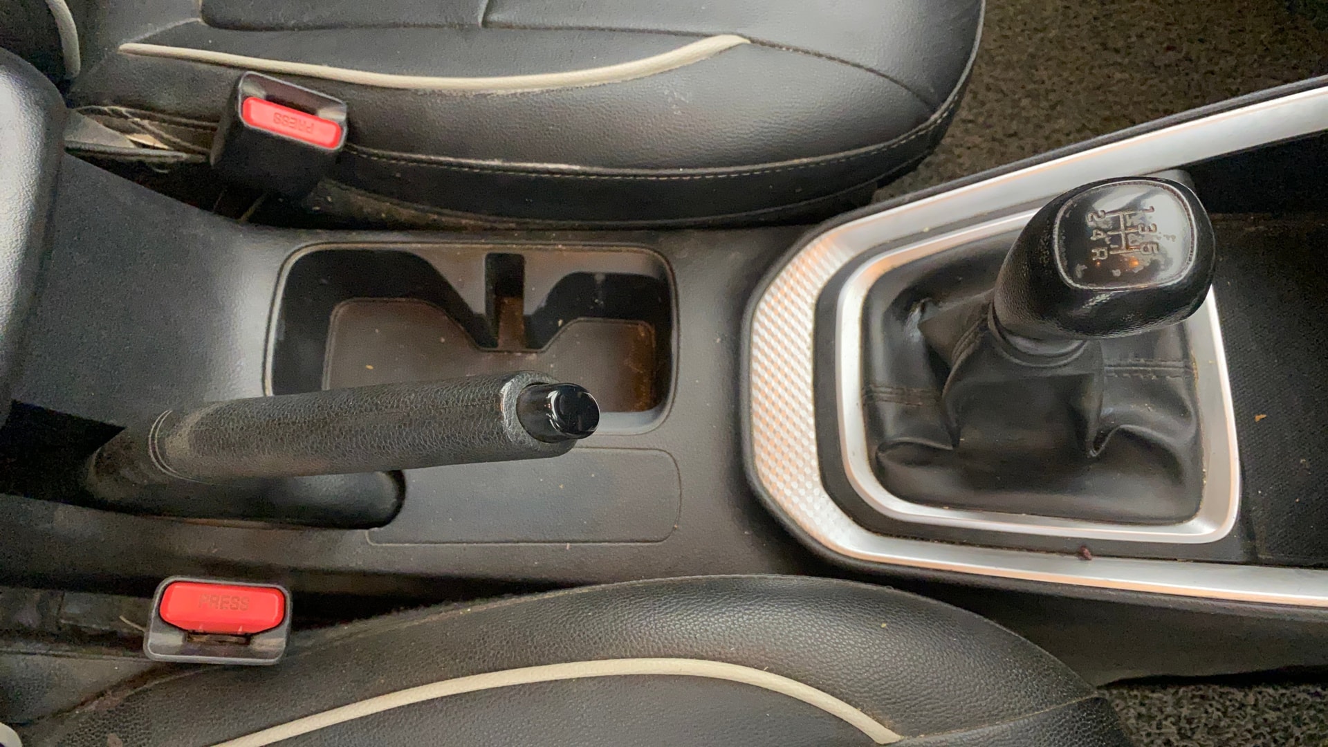 View 2020 Kia Sonet HTK Plus Petrol Image 39 Used 2020 Kia Sonet HTK Plus Petrol Image 39