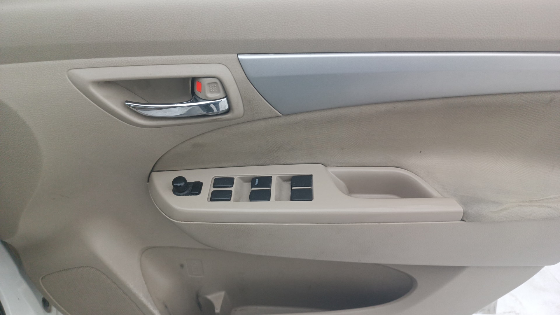 View 2017 Maruti Suzuki 1000 Base Variant Image 33 Used 2017 Maruti Suzuki 1000 Base Variant Image 33