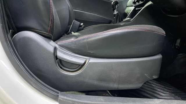 View Hyundai Grand i10 Image 18 Used Hyundai Grand i10 Image 18