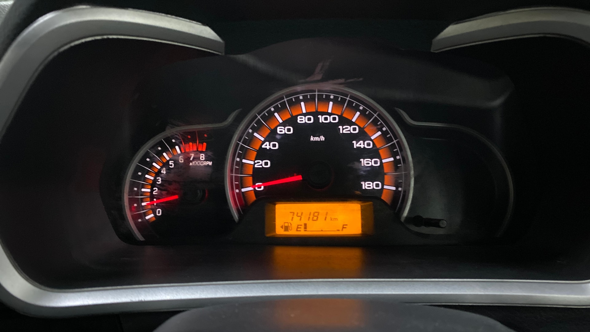 View 2016 Maruti Suzuki Alto K10 LX Image 19 Used 2016 Maruti Suzuki Alto K10 LX Image 19
