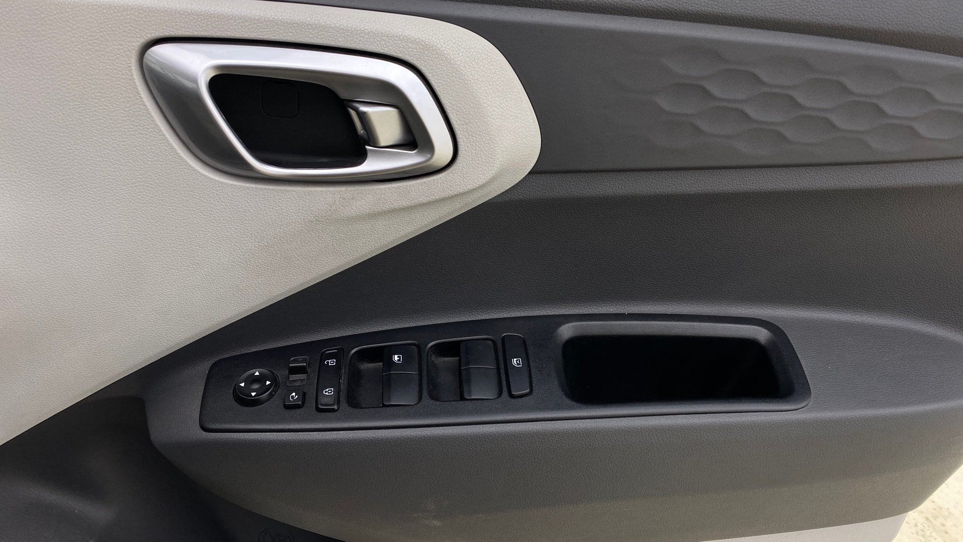 View 2021 Hyundai Grand i10 Nios Sportz CNG Image 33 Used 2021 Hyundai Grand i10 Nios Sportz CNG Image 33
