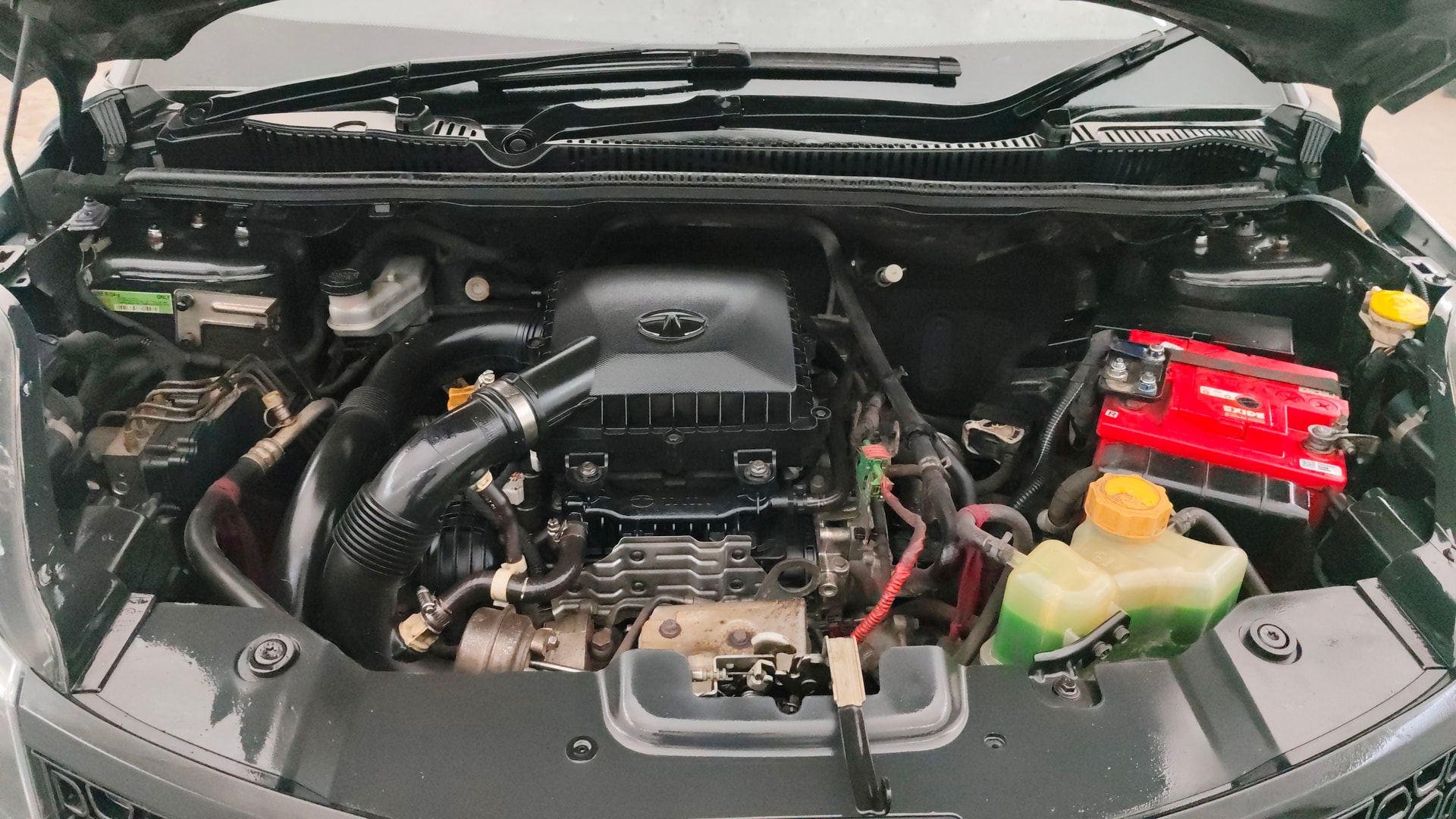 View 2017 Tata Nexon Revotron XE Image 42 Used 2017 Tata Nexon Revotron XE Image 42