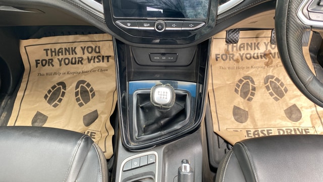 View MG Hector Image 41 Used MG Hector Image 41