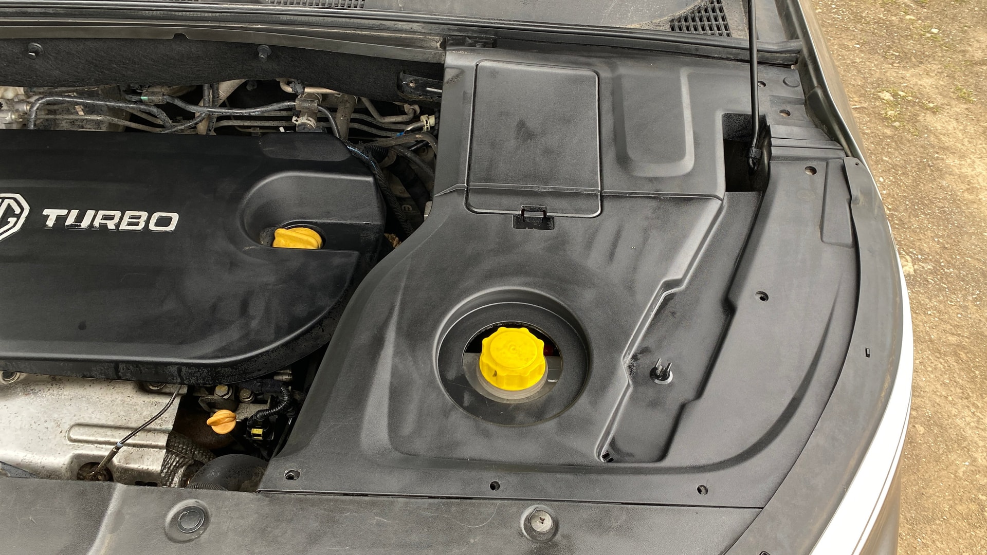 View 2020 MG Hector Sharp Diesel Image 14 Used 2020 MG Hector Sharp Diesel Image 14