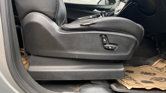 View MG Hector Image 19 Used MG Hector Image 19