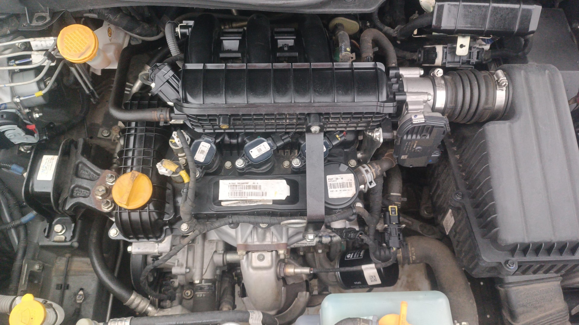 View 2023 Tata Altroz XZ Petrol Image 43 Used 2023 Tata Altroz XZ Petrol Image 43