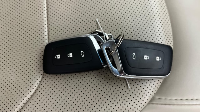 View MG Hector Image 19 Used MG Hector Image 19