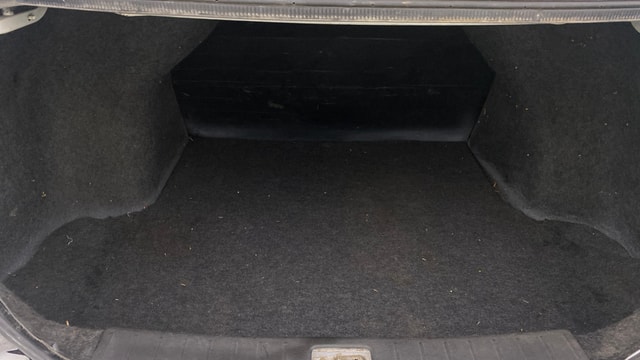 View Nissan Sunny Image 10 Used Nissan Sunny Image 10