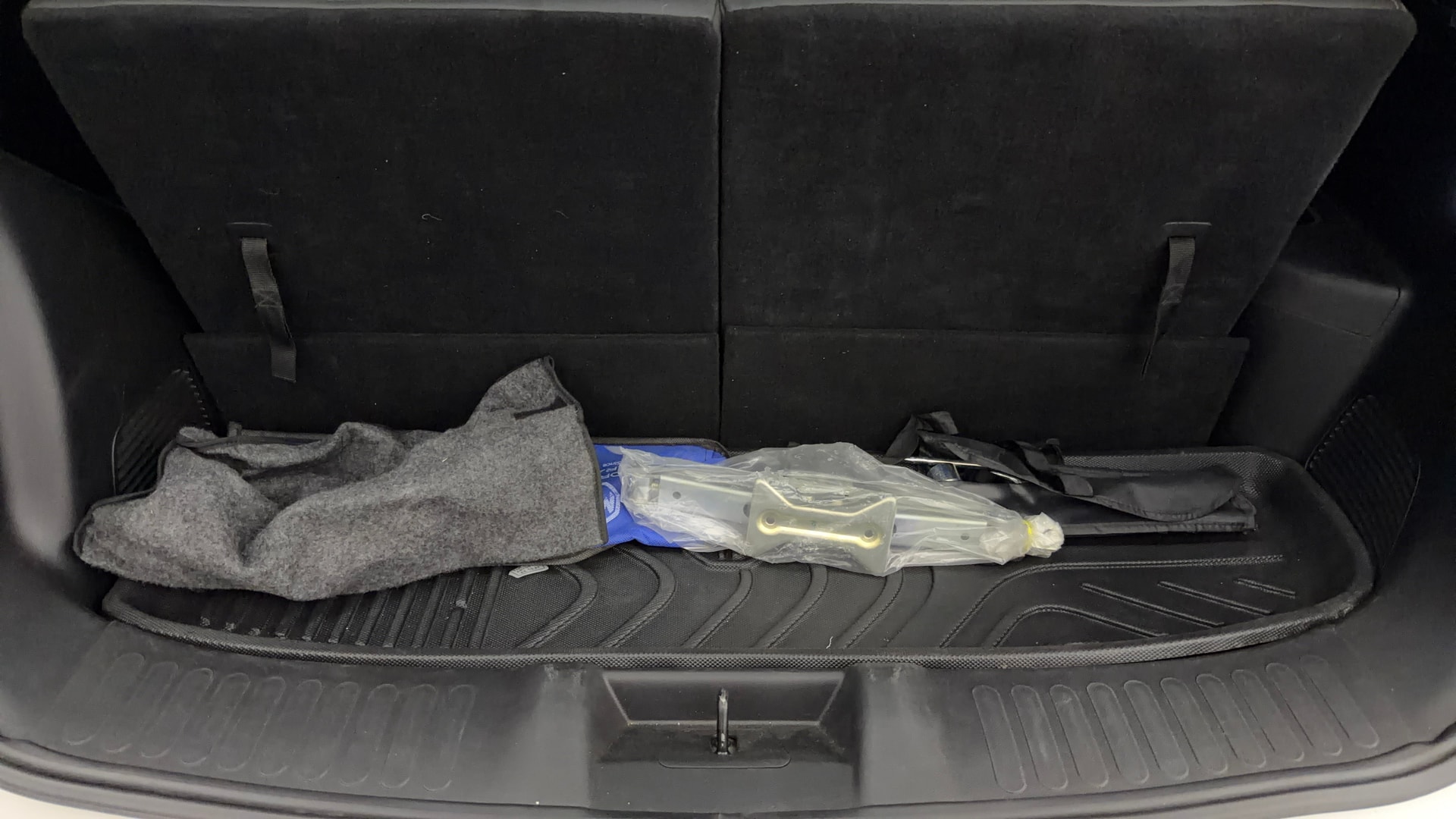 View 2023 MG Hector Plus Sharp Pro 7 Seater CVT Petrol Image 7 Used 2023 MG Hector Plus Sharp Pro 7 Seater CVT Petrol Image 7