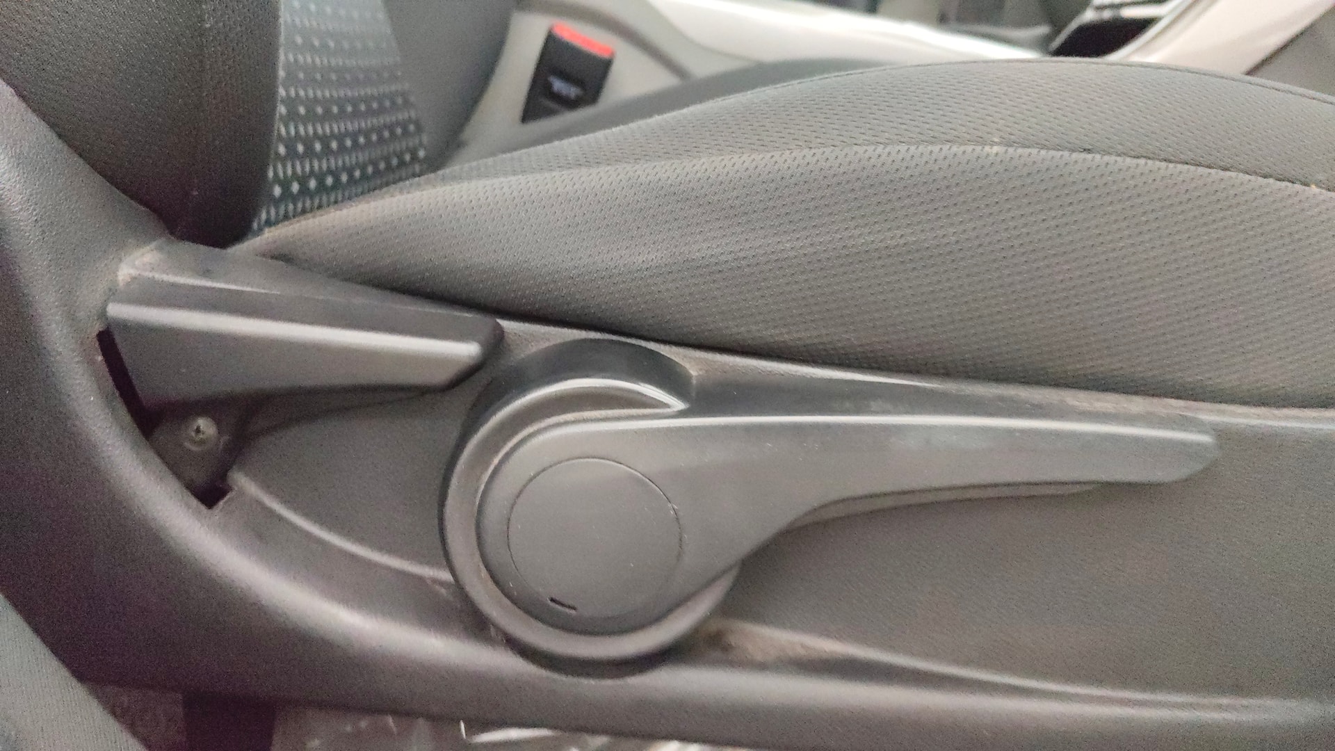 View 2019 Tata Nexon Revotron XE Image 18 Used 2019 Tata Nexon Revotron XE Image 18