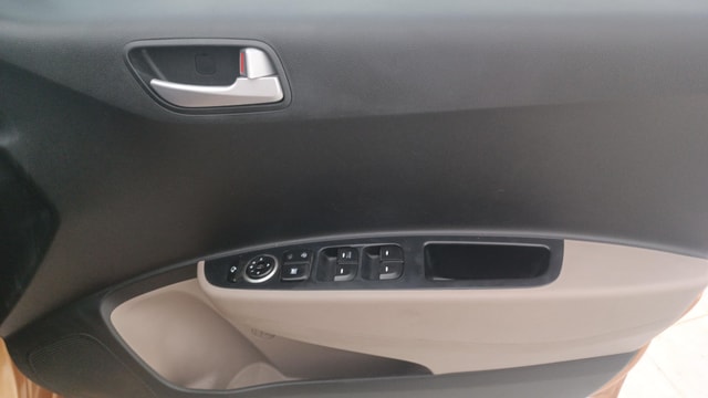 View Hyundai Grand i10 Image 39 Used Hyundai Grand i10 Image 39