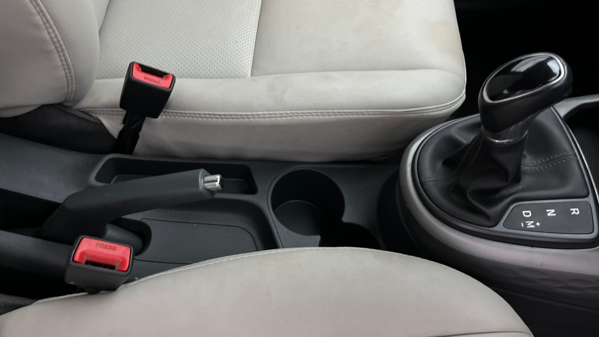 View 2021 Hyundai Grand i10 Nios Asta Petrol AMT Image 41 Used 2021 Hyundai Grand i10 Nios Asta Petrol AMT Image 41