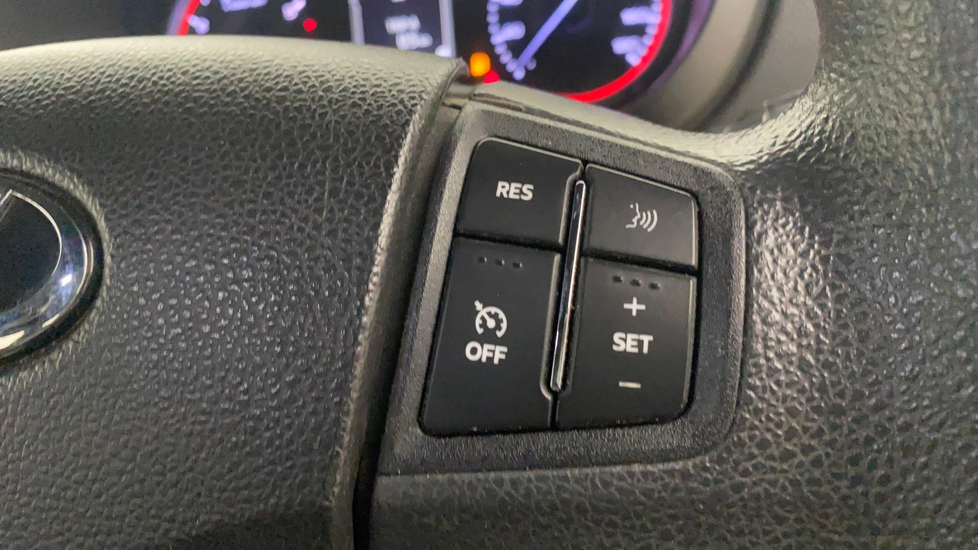 View 2021 Mahindra Thar AX Standard Manual Soft Top 6 Seater Image 3 Used 2021 Mahindra Thar AX Standard Manual Soft Top 6 Seater Image 3