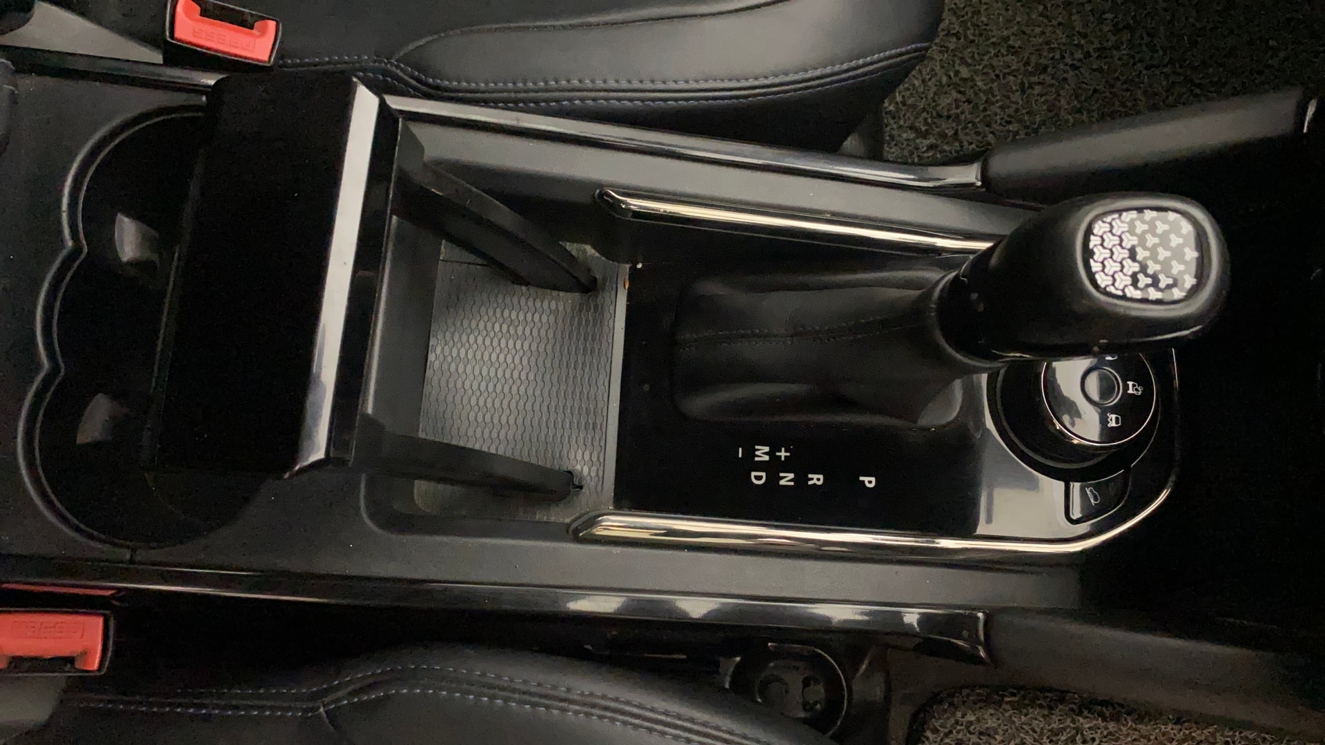 View 2022 Tata Harrier XE Image 40 Used 2022 Tata Harrier XE Image 40