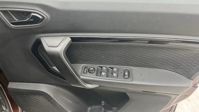 View Renault Kiger Image 34 Used Renault Kiger Image 34