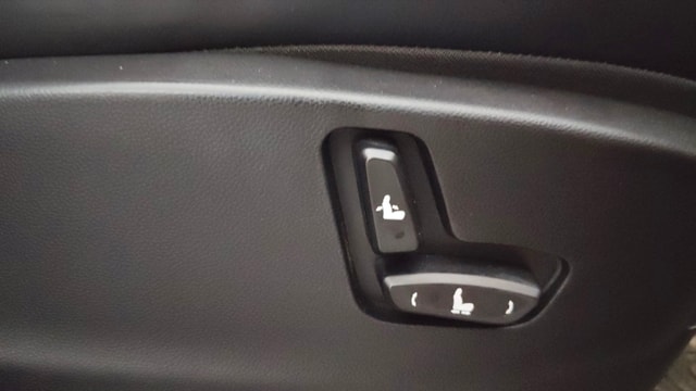 View MG Hector Image 19 Used MG Hector Image 19