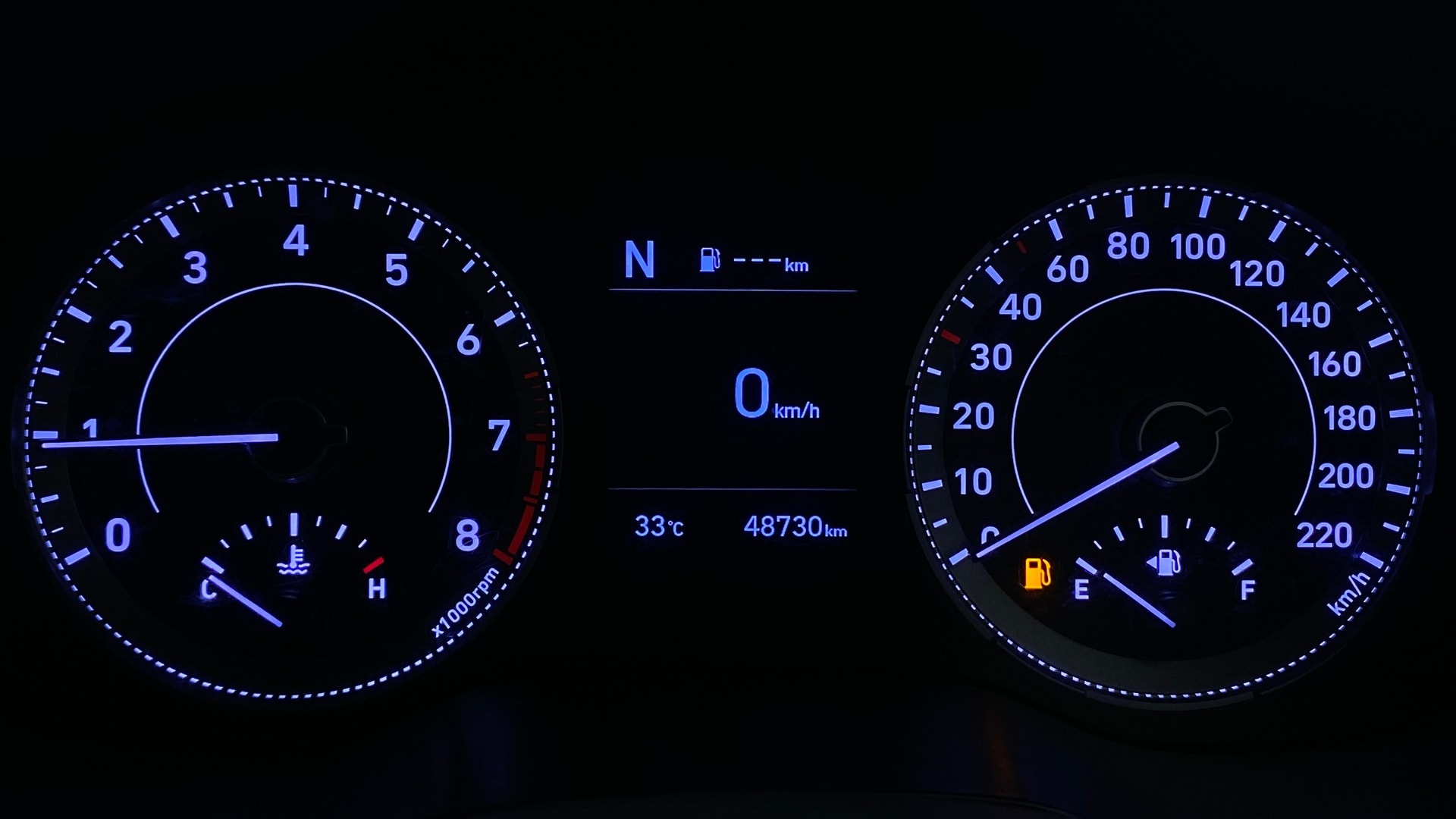 View 2019 Hyundai Venue SX Plus 1.0 Petrol AT Image 37 Used 2019 Hyundai Venue SX Plus 1.0 Petrol AT Image 37