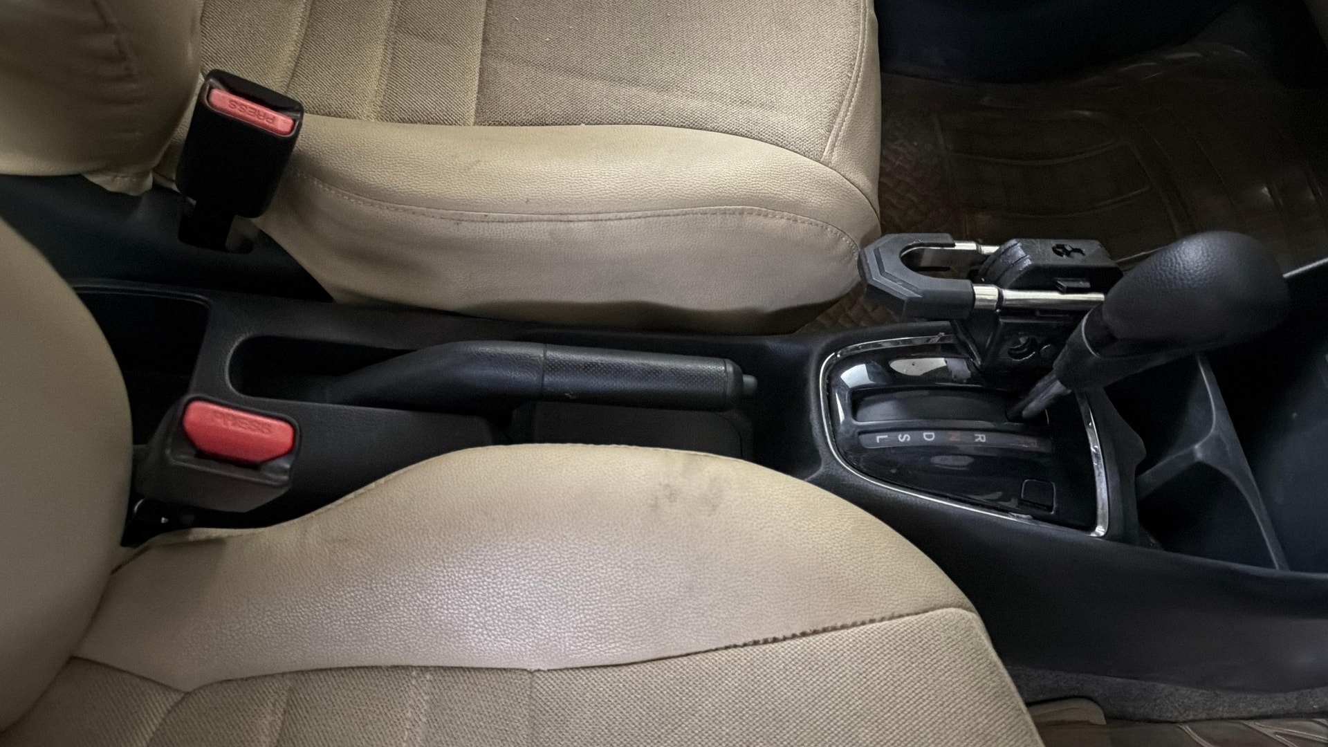 View 2019 Honda Amaze E MT Petrol BS IV Image 38 Used 2019 Honda Amaze E MT Petrol BS IV Image 38